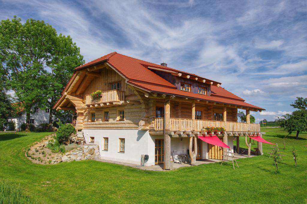 Holzhaus Lugerhof Apartment Roding Exterior foto