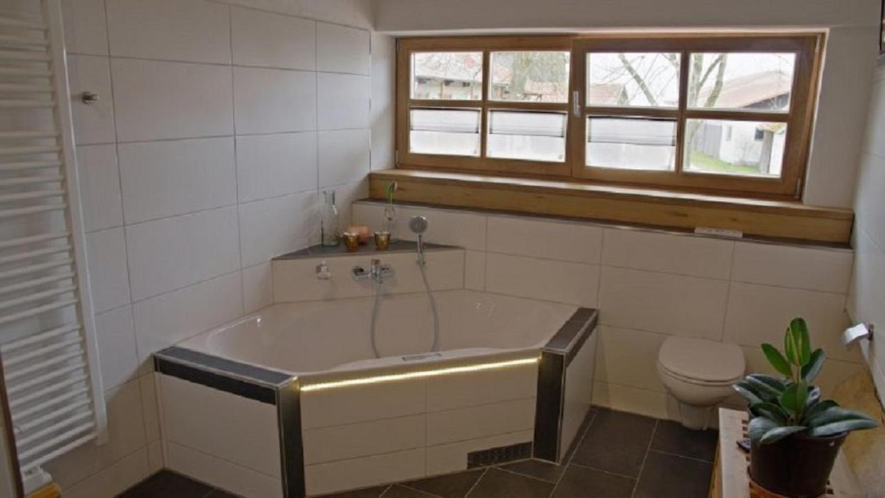 Holzhaus Lugerhof Apartment Roding Exterior foto